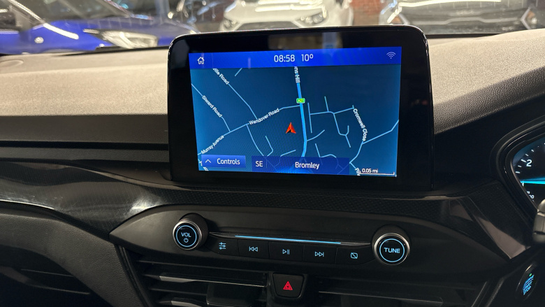 Ford Focus 1.0 EcoBoost Hybrid mHEV 125 ST-Line Edition 5dr Petrol Hatchback